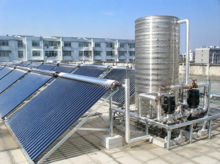 潍坊滨海经济技术开发区商用大容量真空管太阳能热水系统